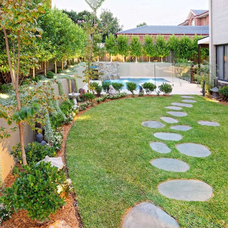 Bluestone Crazy Pave in Charcoal, Honed finish