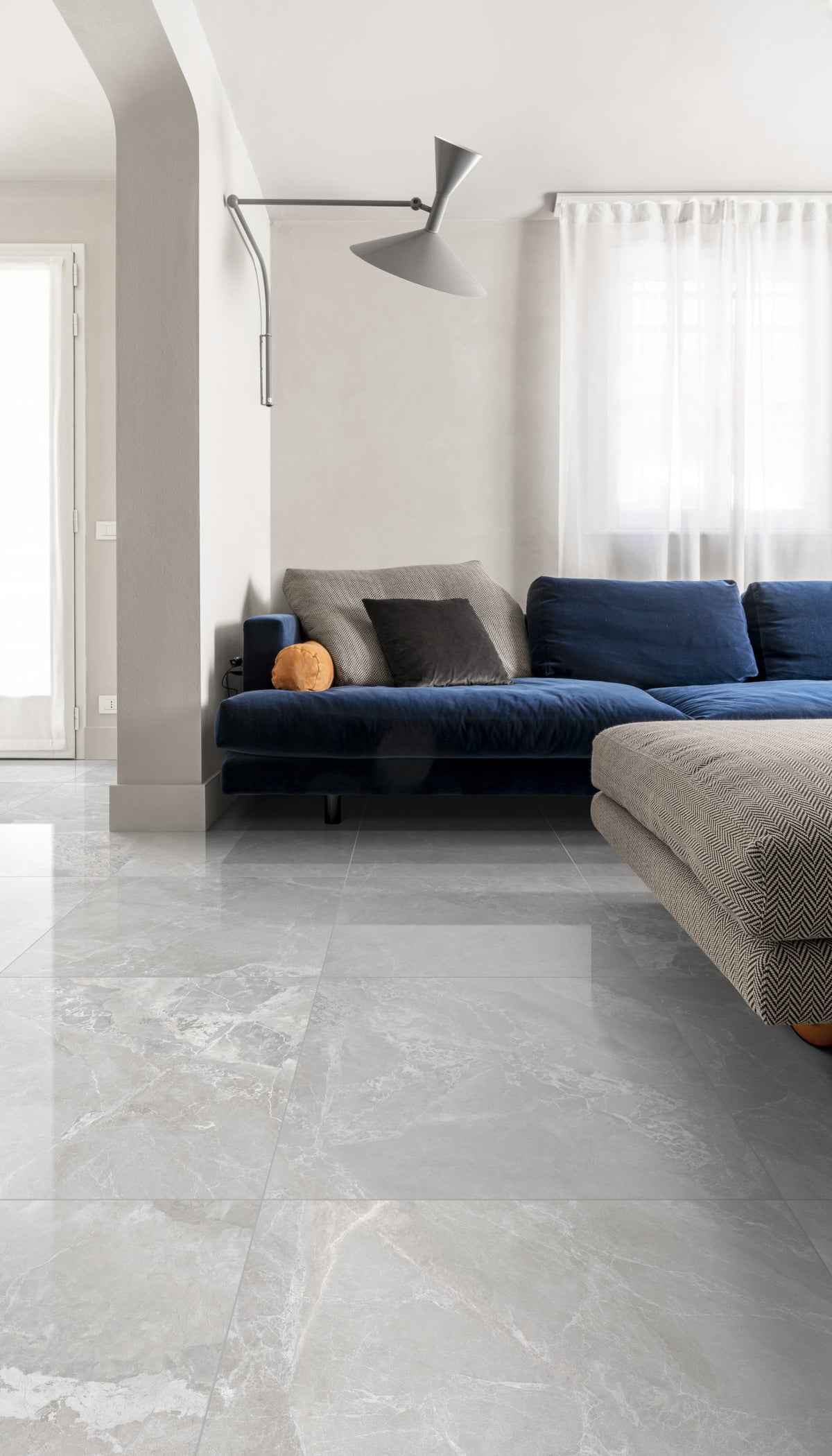 Joyce Tile Series in Perla, Matt finish