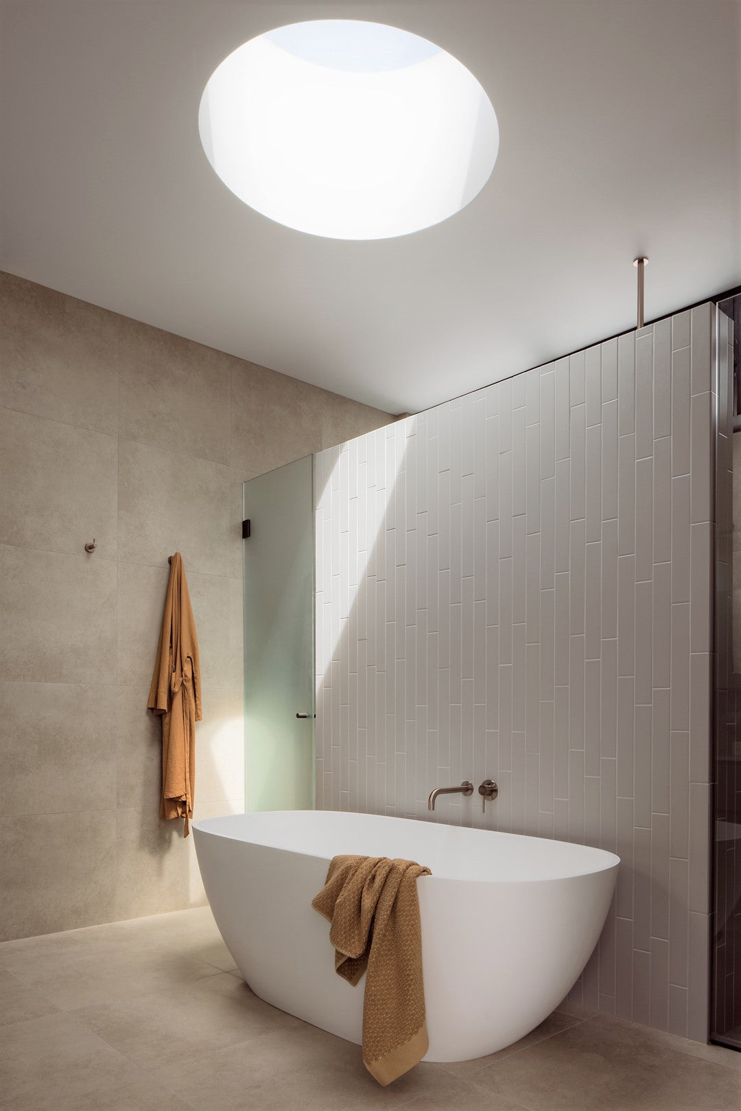 Round Robe Hook in Champagne | Meir
