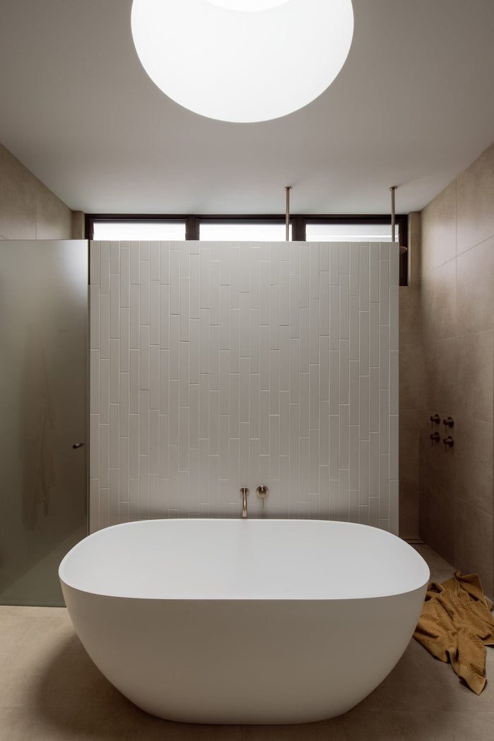 Universal Round Curved Spout in Champagne | Meir #Colour_Champagne