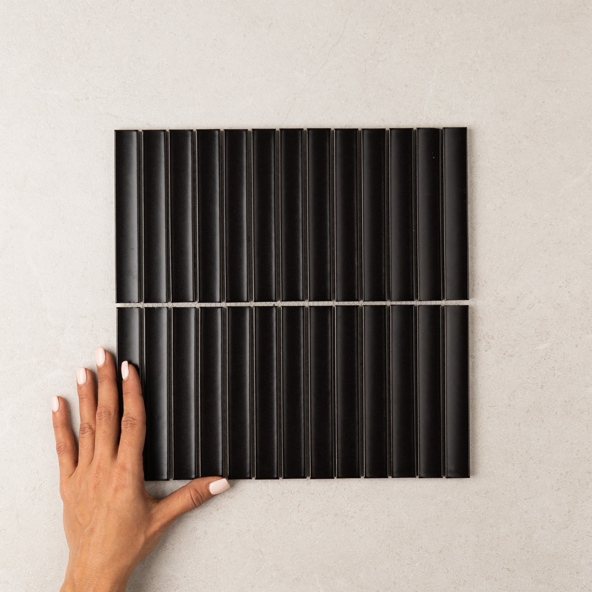 Concave Kit Kat Stack Black Mosaic