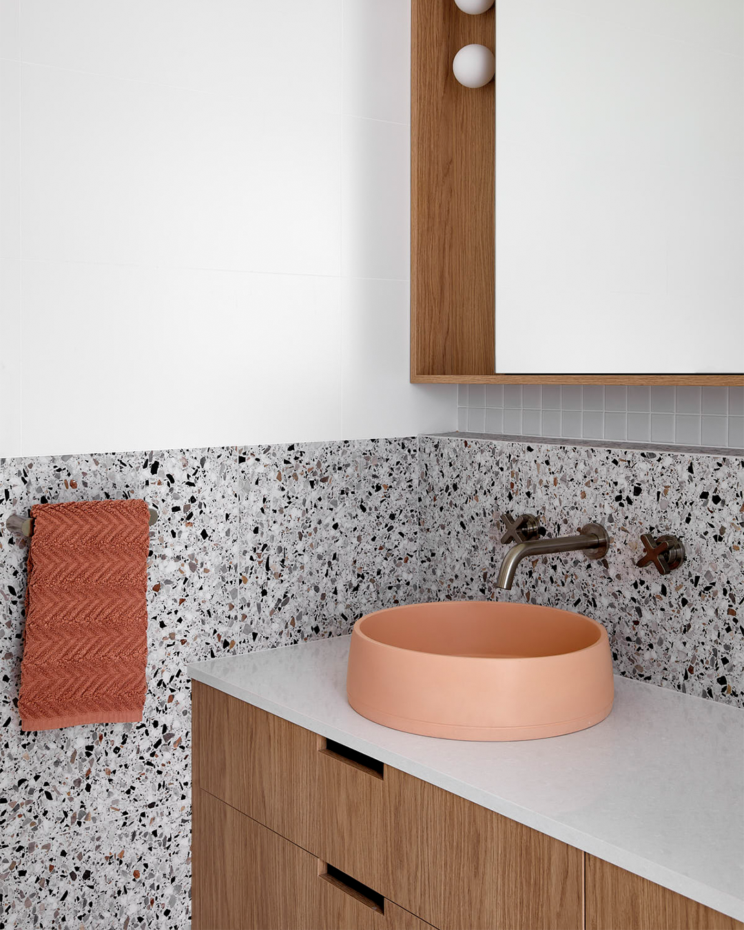 Nood Co Funl Concrete Basin installed in a finished bathroom (2)
