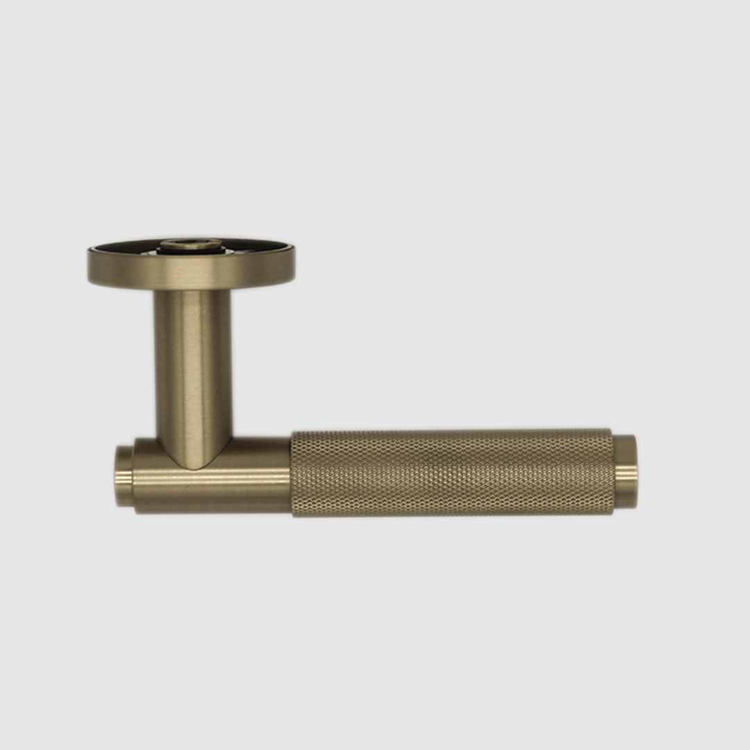 Knurled Door Handle in Brushed Gold | Zephra