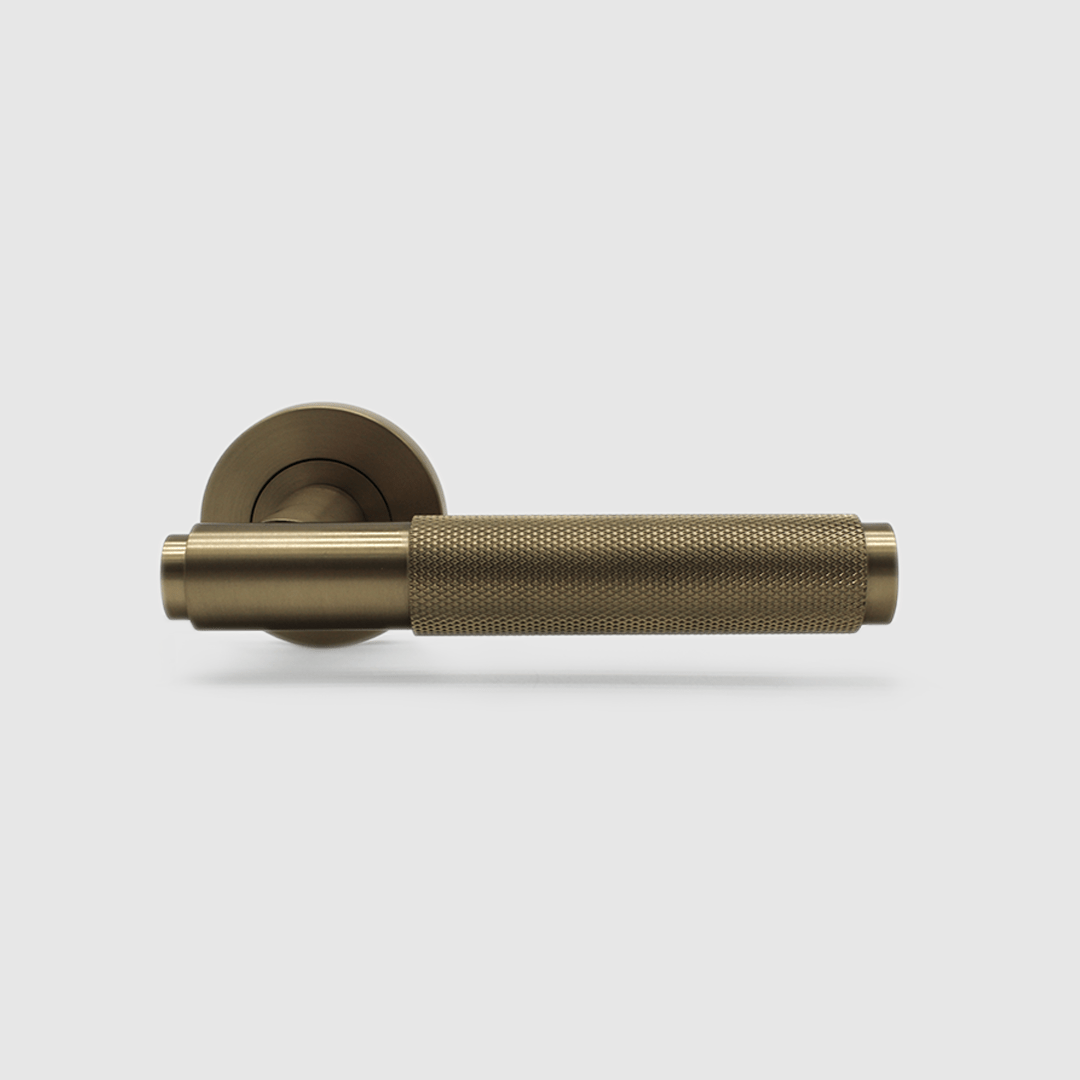 Knurled Door Handle in Brushed Gold | Zephra