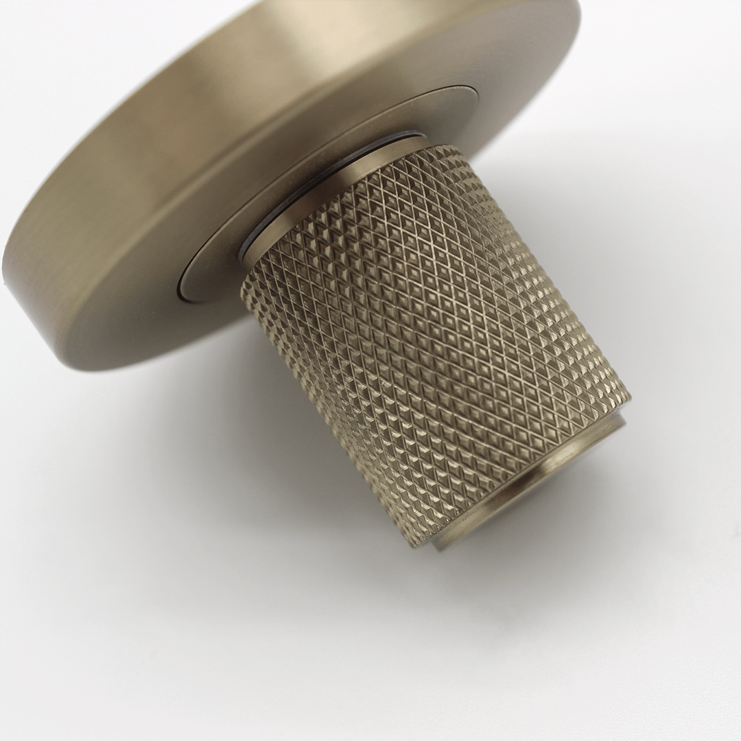 Knurled Privacy Turnsnib Lock in Brushed Gold | Zephra