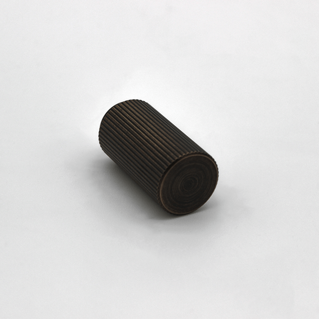 Linear Cabinet Knob in Aged Bronze | Zephra
