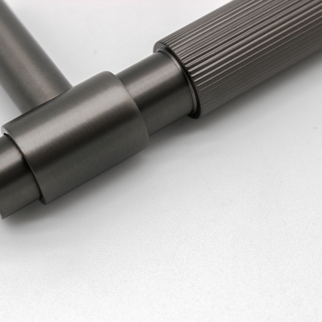Linear Cabinet Handle in Gunmetal | Zephra