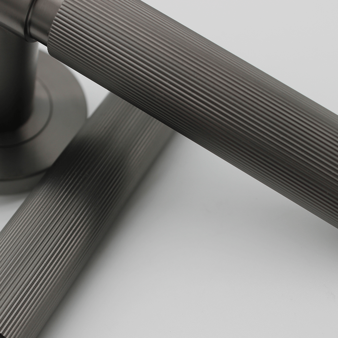 Linear Door Handle in Gunmetal | Zephra