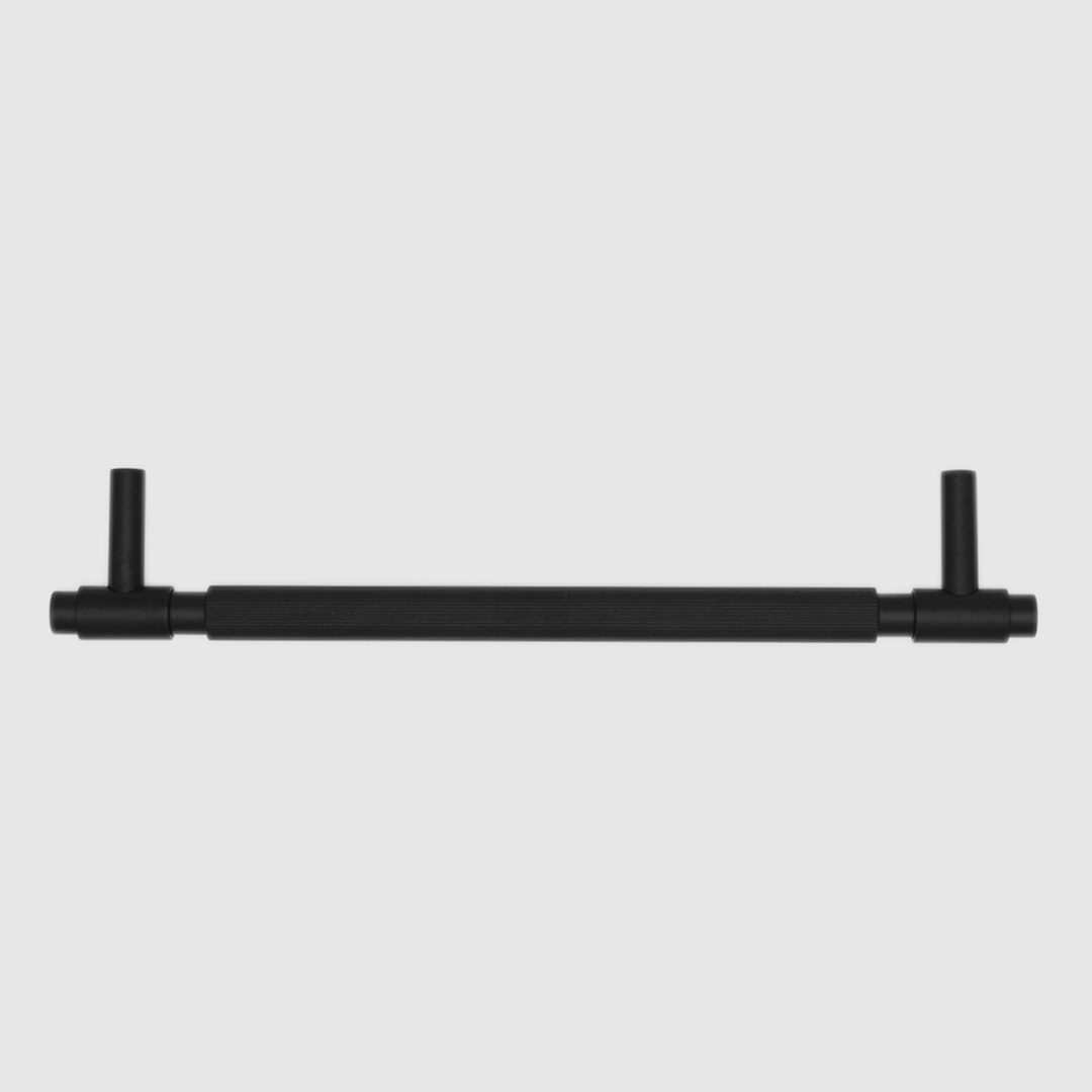Linear Cabinet Handle in Matte Black | Zephra