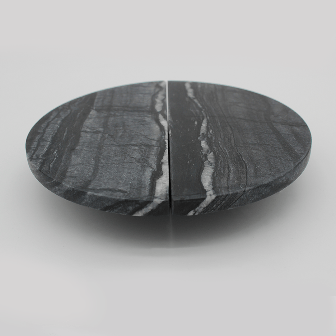 Stone Circular Cabinet Pull in Silver Wave Marble | Zephra