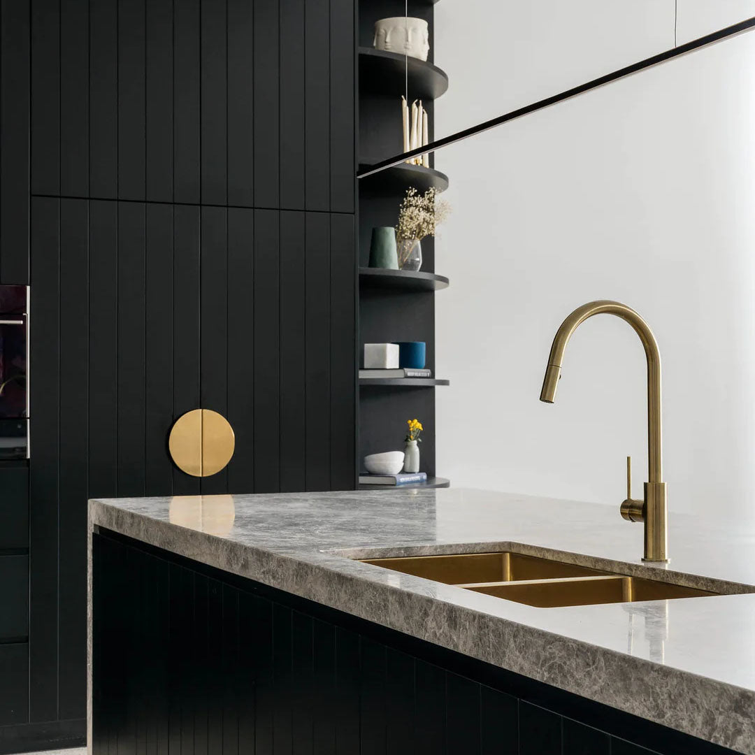 Round Piccola Pull Out Kitchen Mixer Tap | Meir