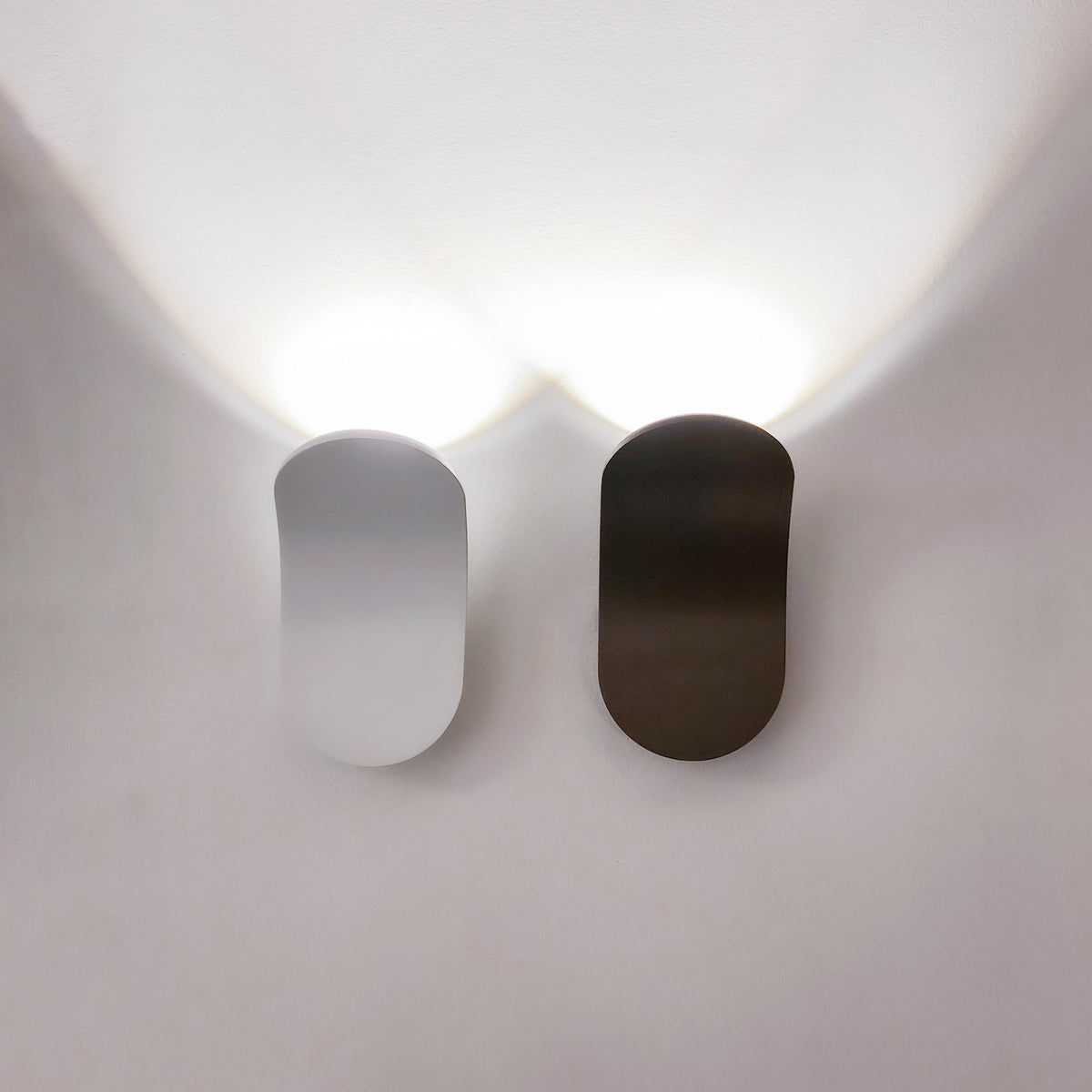 Lunara Silhouette Wall Light