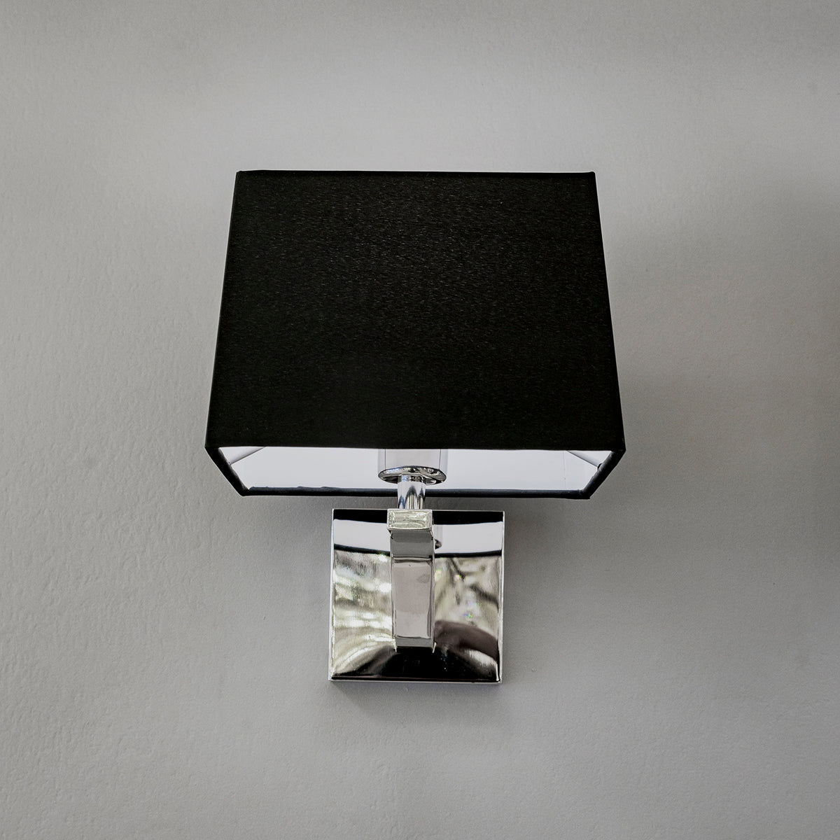 Lunara Loci Wall Light