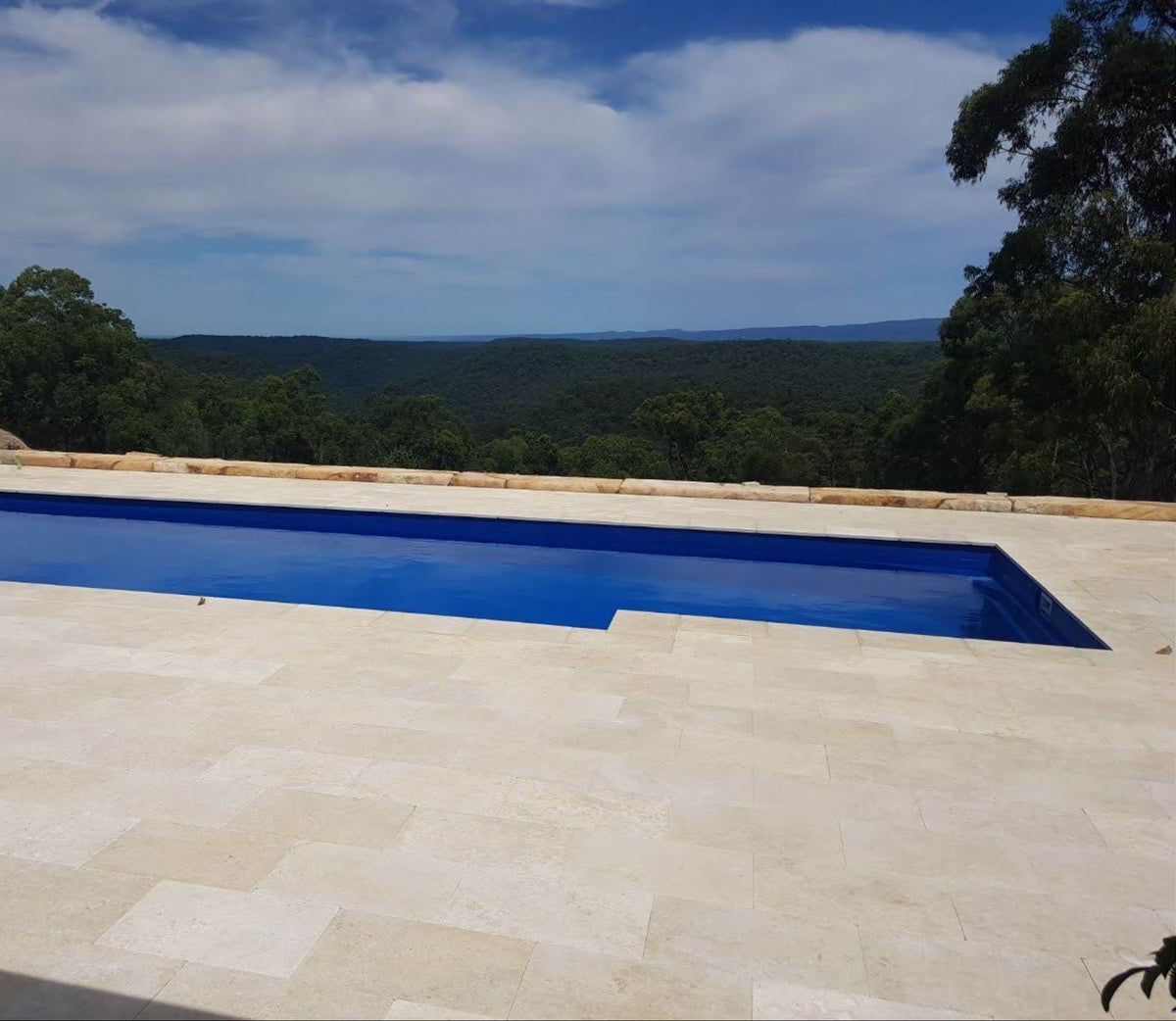 Crema Novelda Sandblasted & Tumbled Limestone Stepping Stone