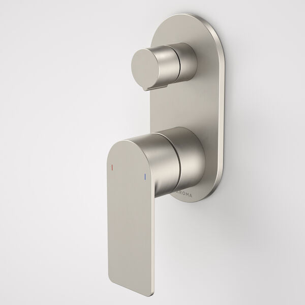 Urbane II Bath/Shower Mixer With Diverter - Round Cover Plate in Brushed Nickel | Caroma #Colour_Brushed Nickel