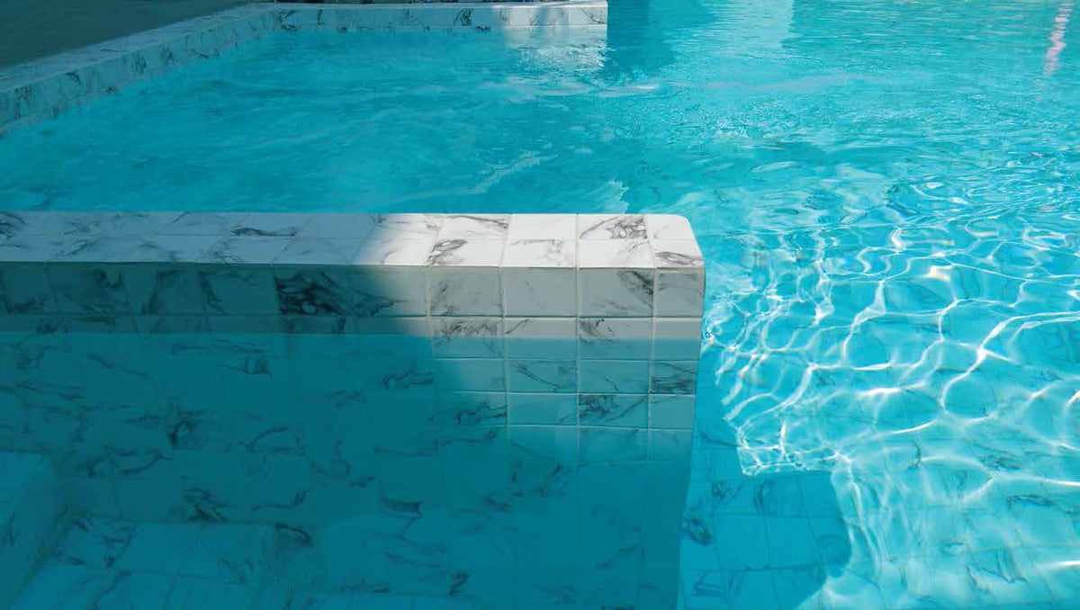 Calacatta Mosaic 97x97 Pool Tile | Square Pool Mosaic in White, Matt finish