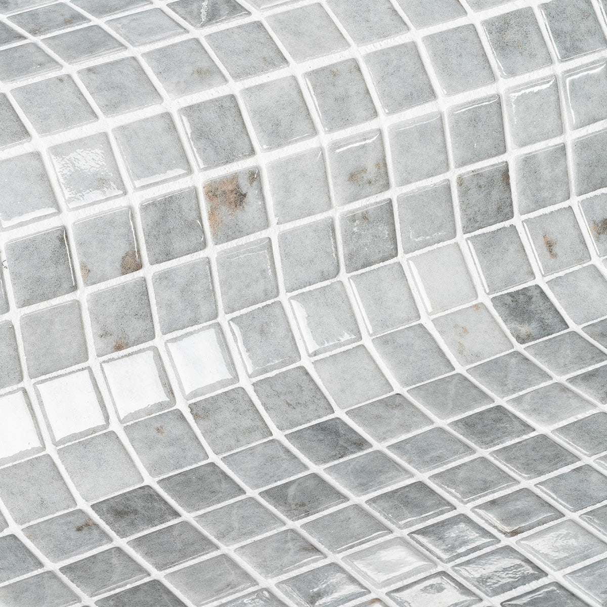 Ezarri Gemma Gibeon Pool Tile