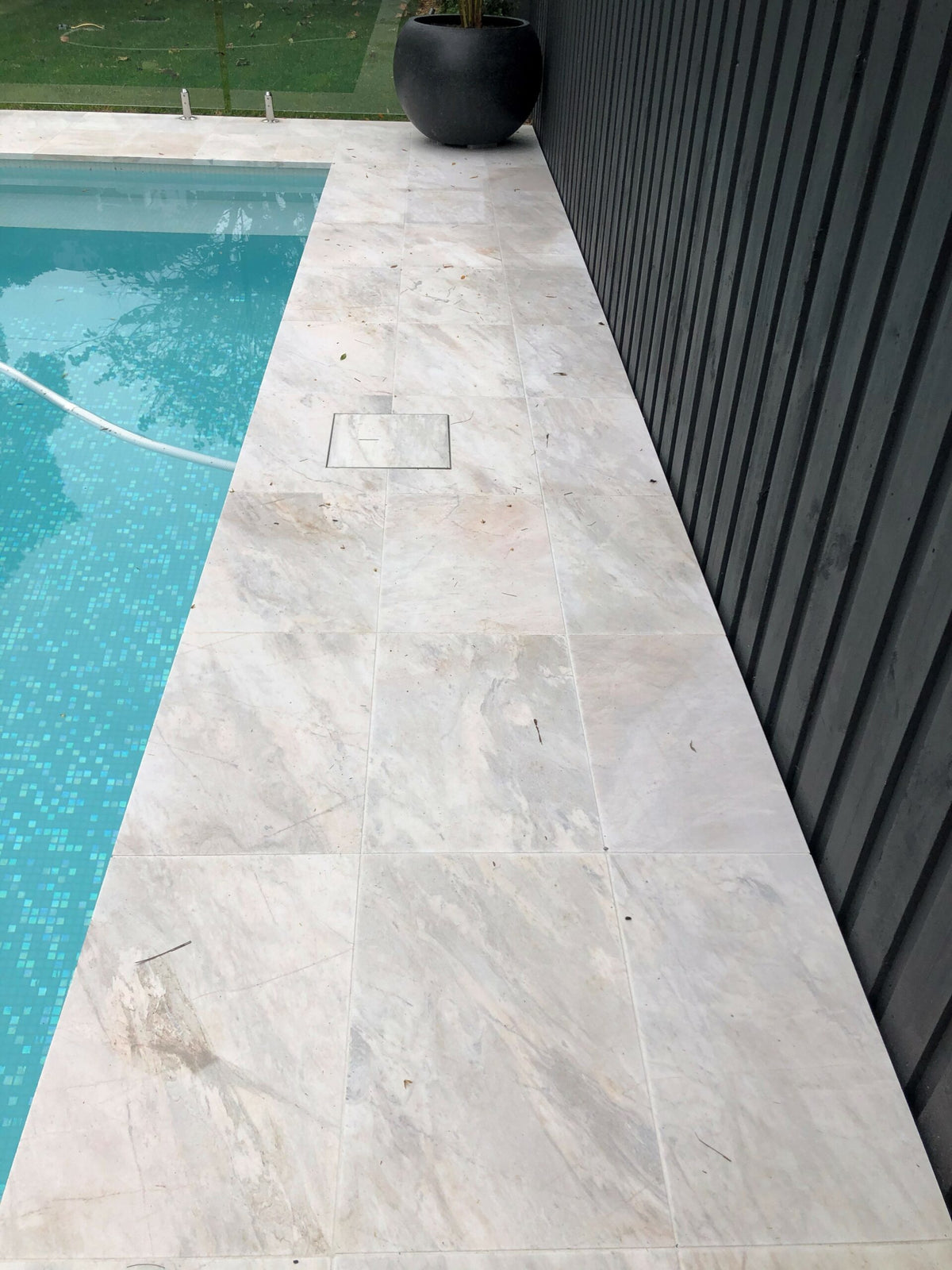 Glacier Anti-Slip Marble Tile – Sandblasted finish