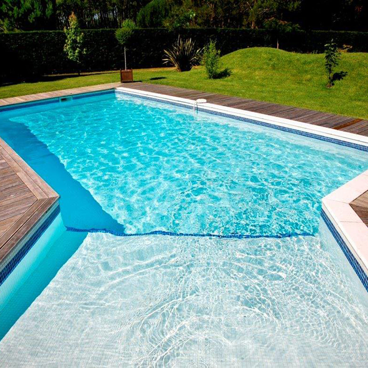 Ezarri Lisa 2545-A – Gloss finish