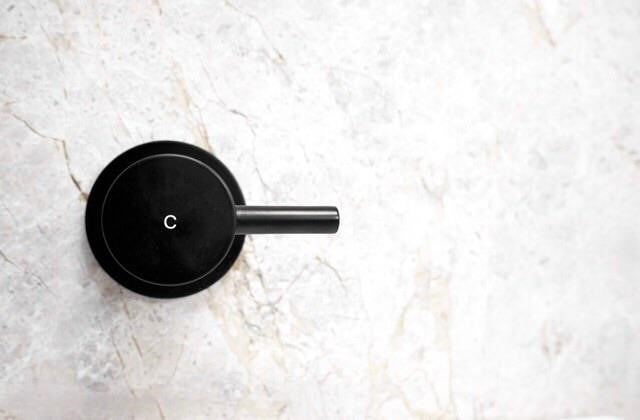 Round Quarter Turn Wall Top Assemblies in Matte Black | Meir