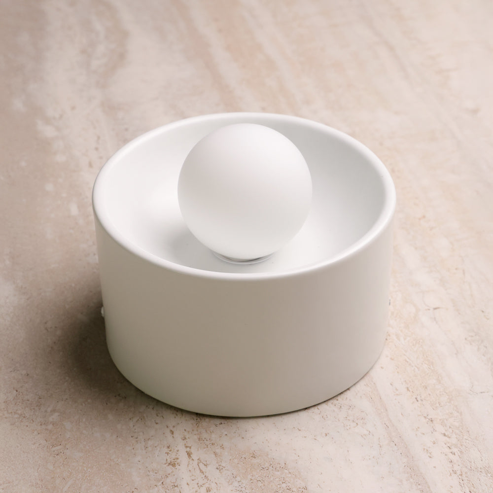 Lunara Naturo Ceramic Wall Light in Matte White