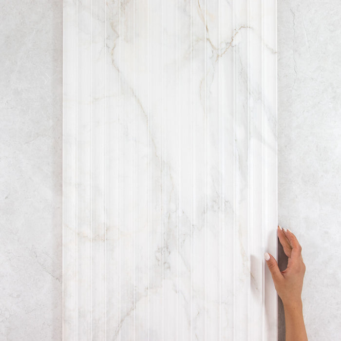 Apuano Oro Graffi Fluted Ceramic Wall Tile