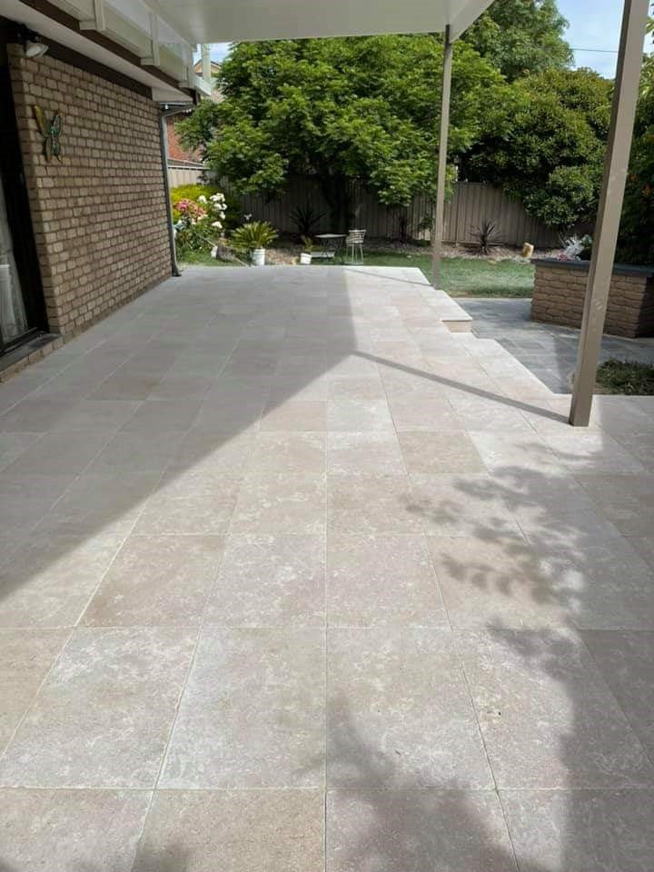 Sienna Earth Limestone Natural Stone Tile in Siena Earth, Tumbled and Acid Washed finish