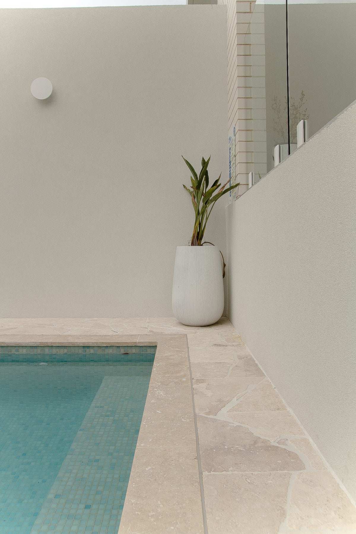 Classic Ivory Crazy Pave Natural Stone