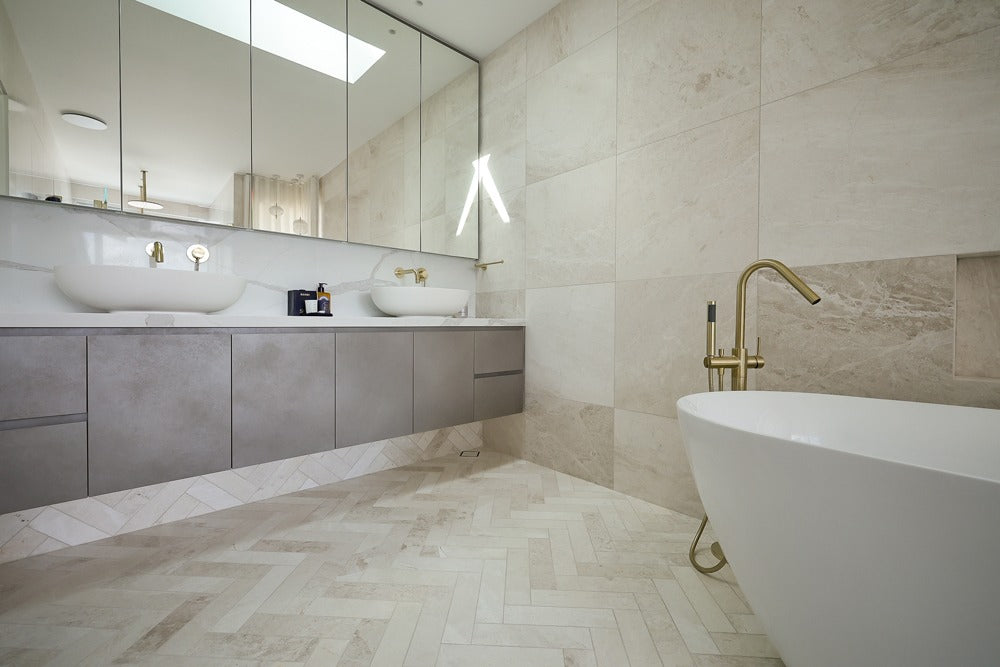 Bianco Chiaro Honed Marble Indoor Floor and Wall Tile in Bianca Chiaro