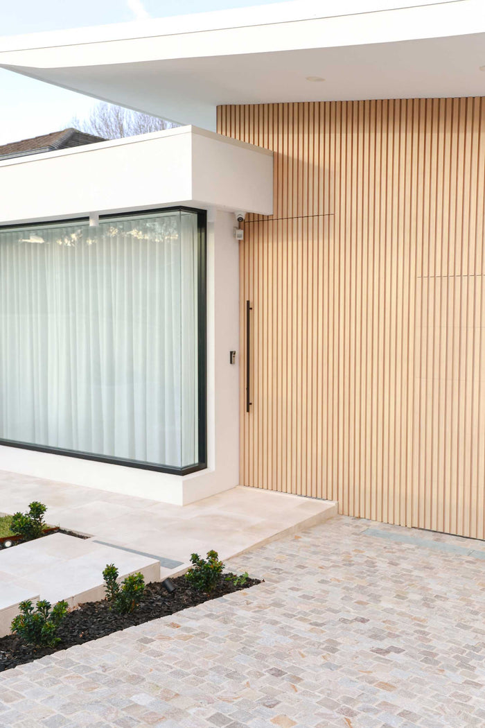 Bronte Quartz Offset Cobbles Sheeted 90x90x20mm
