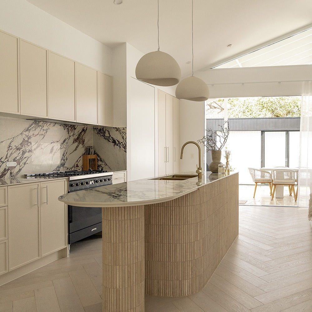 Arabescato Viola Megaslab 3200x1600x6mm – Honed finish