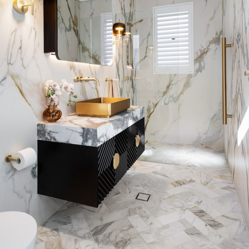 Calacatta Subway Marble Tile | Honed Natural Stone