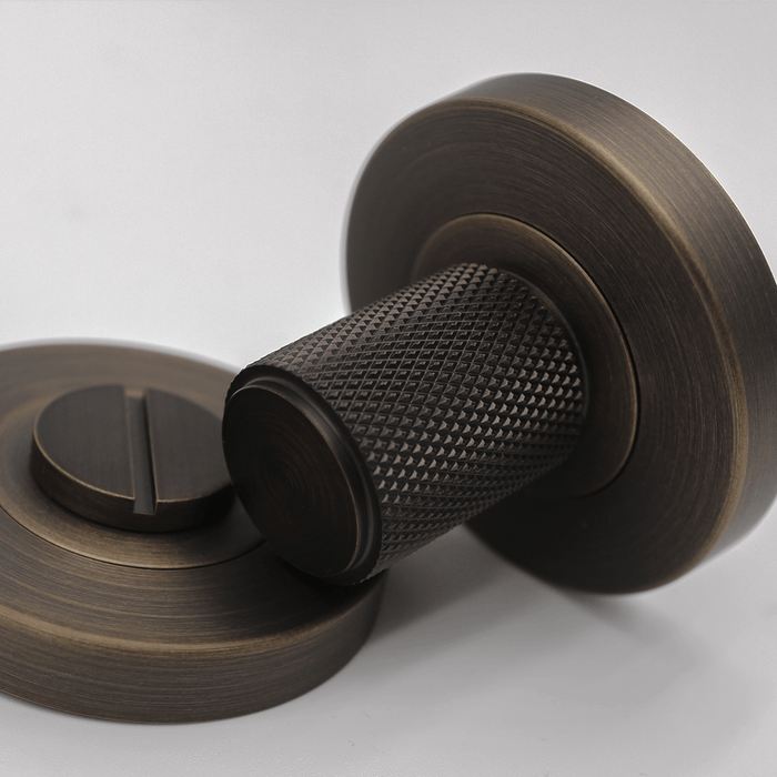 Knurled Privacy Turnsnib Lock in Aged Bronze | Zephra #Finish_Aged Bronze