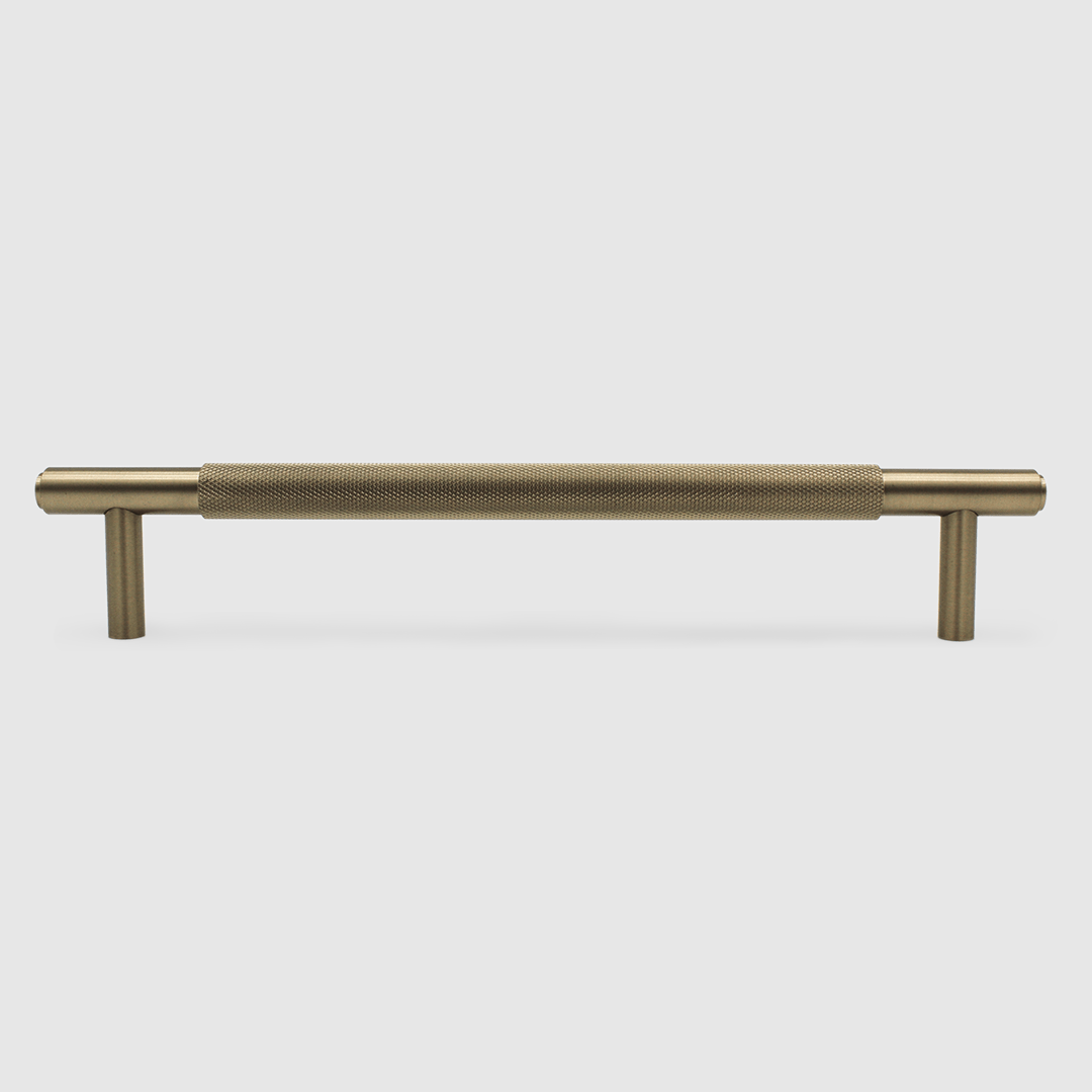 Knurled Cabinet Handle in Brushed Gold | Zephra