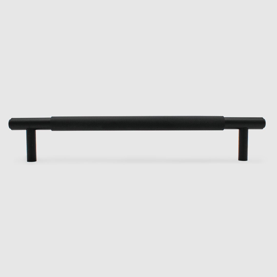 Knurled Cabinet Handle in Matte Black | Zephra