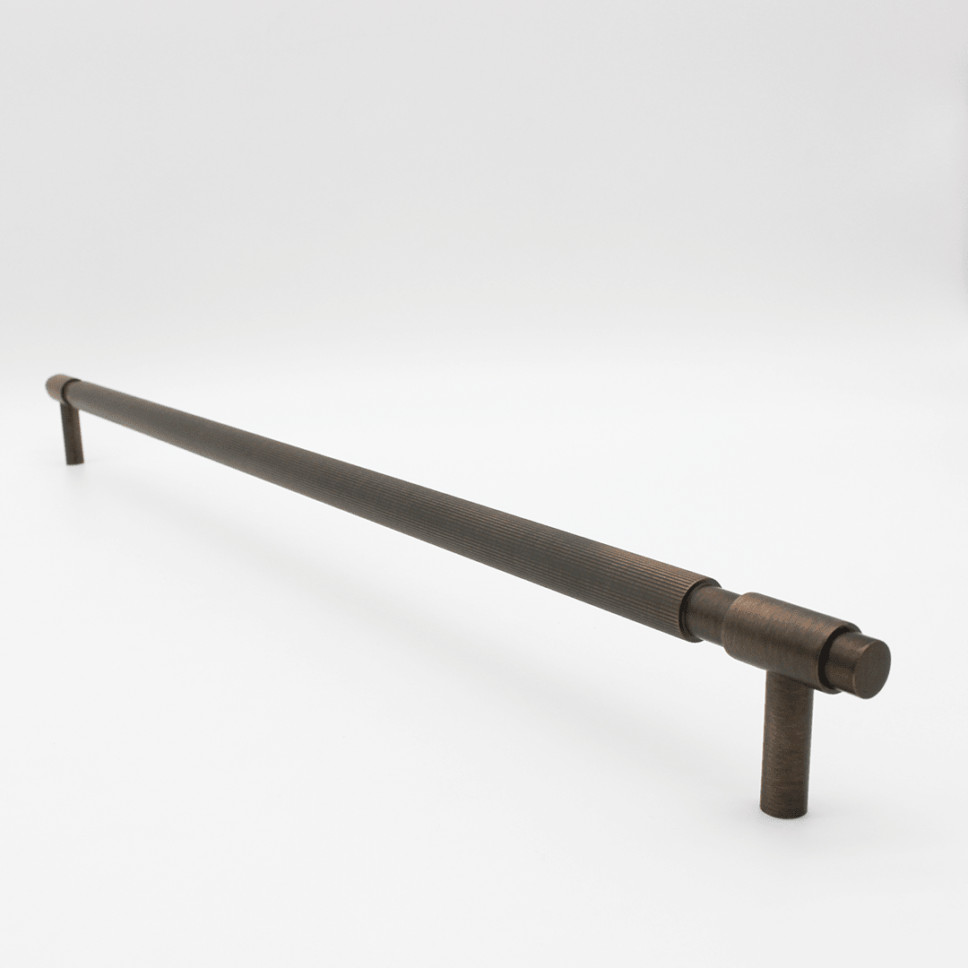 Linear Cabinet Pull in Aged Bronze | Zephra