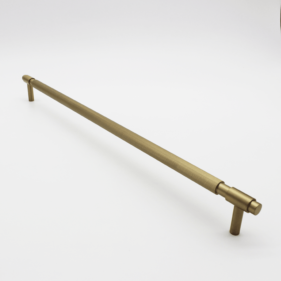 Linear Cabinet Pull in Brushed Gold | Zephra