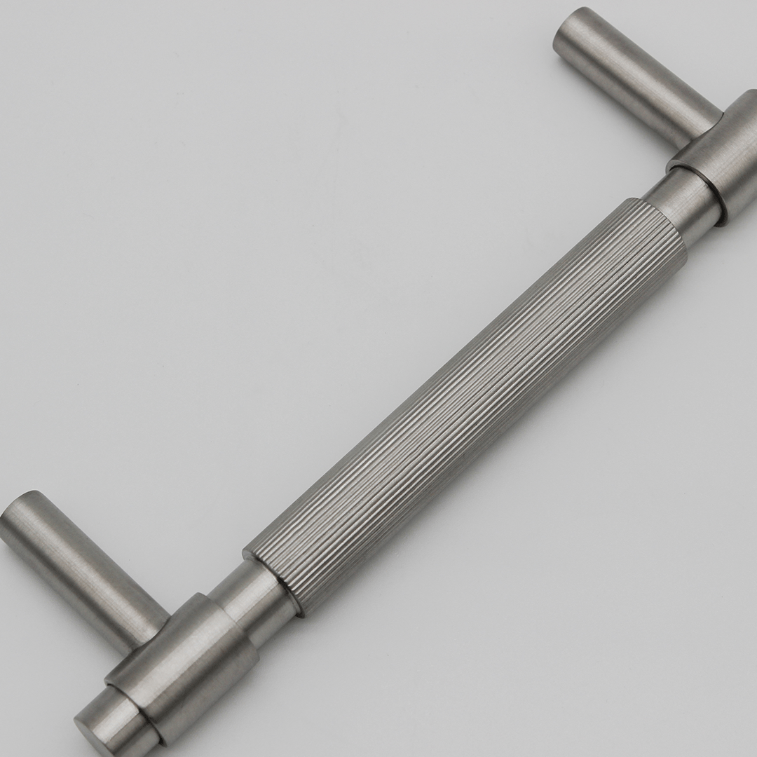 Linear Cabinet Handle in Brushed Nickel | Zephra