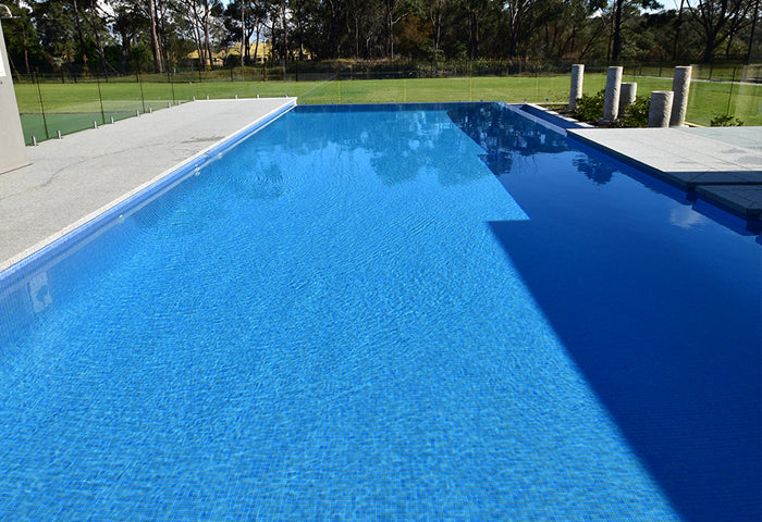 Ezarri Polar Blue Pool Tile – Gloss finish