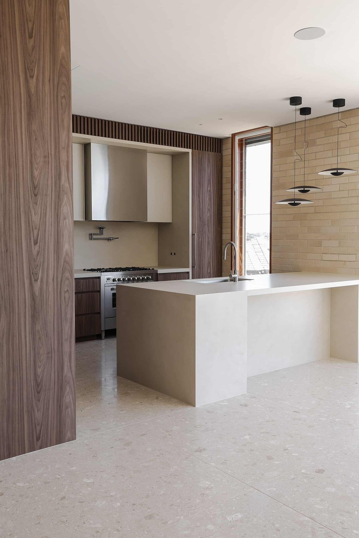 A Modern Mid-Century Home : Earlwood