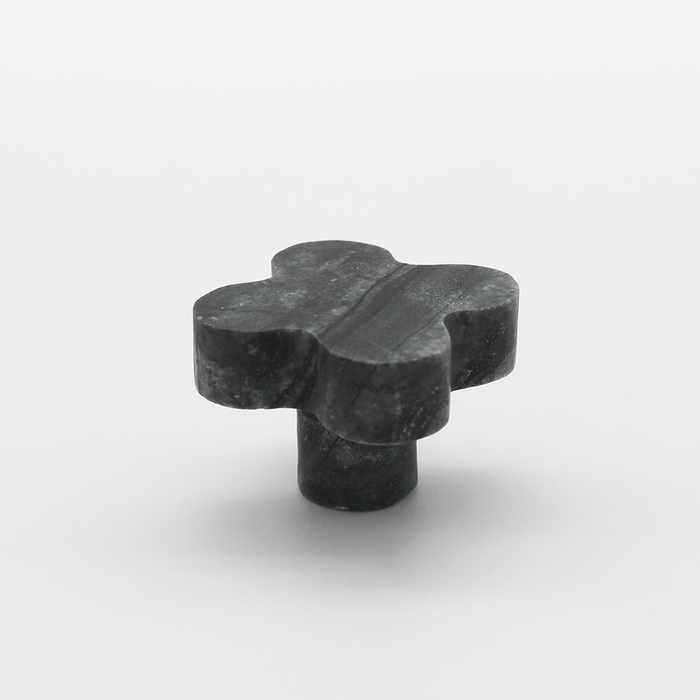 Stone Clover Shower Screen Knob in Silver Wave Marble | Zephra #Finish_Silver Wave Marble