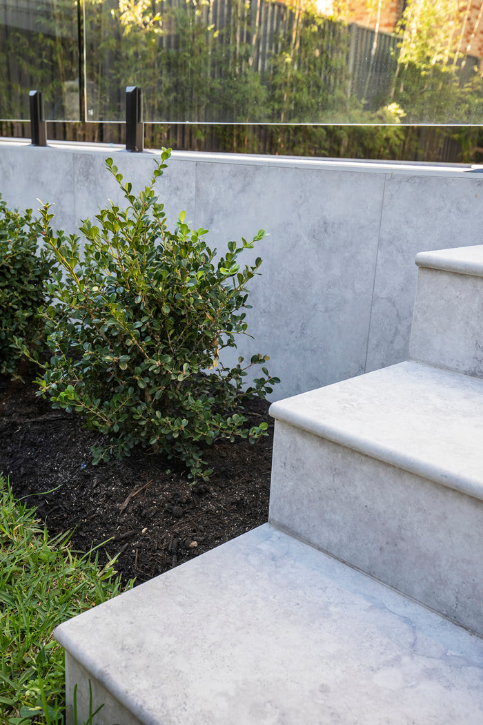 Precious Travertine Bullnose Tile 368x600x20mm